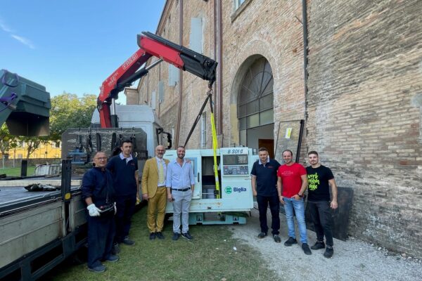 mabo donazione alla scuola Convitto Corso1